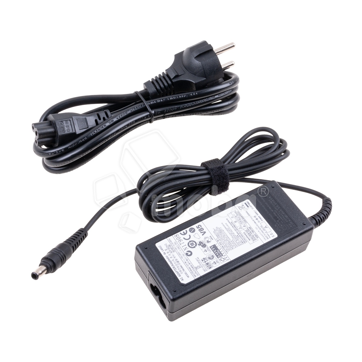 Блок питания (сетевой адаптер) для ноутбука Samsung 19V, 3,16A, 60W (5,5×3,0 с иглой)